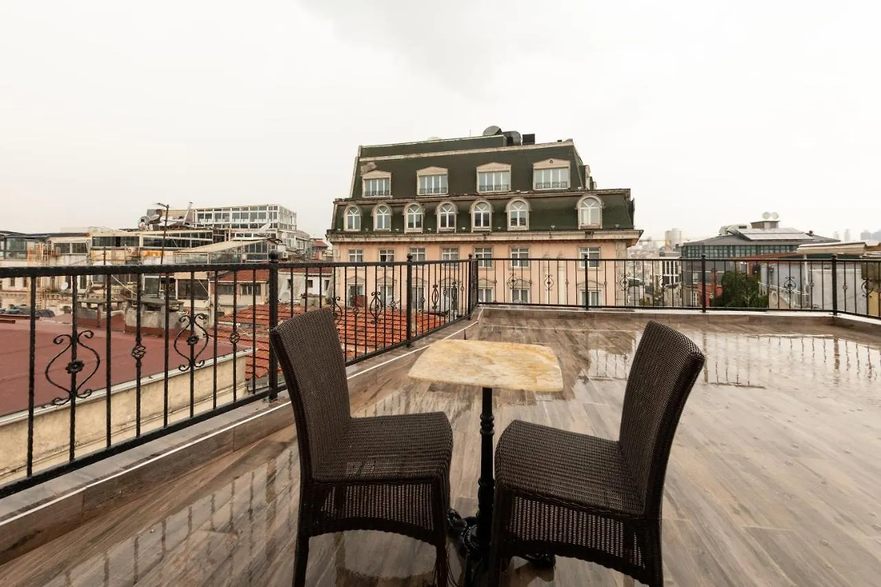 Hotel Di Poesia Estambul 2*,